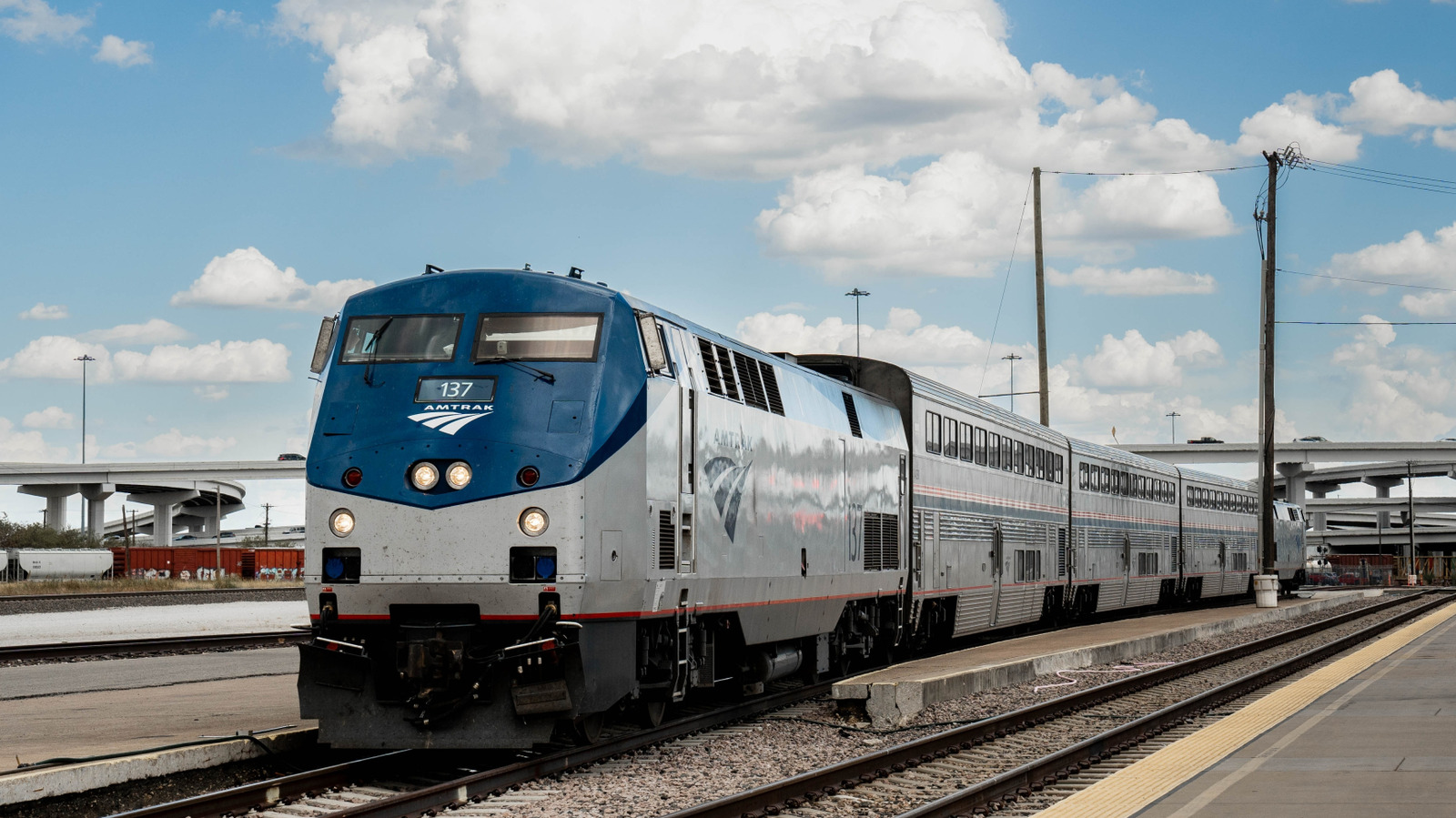 남부 Amtrak 노선 중 하나가 영구적으로 폐쇄되어 여행자에게 더 적은 옵션이 남게 될 수 있음